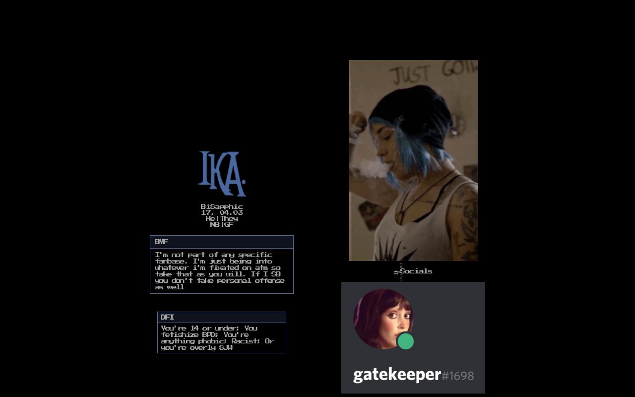 Carrd profile picture for @gatekeeper